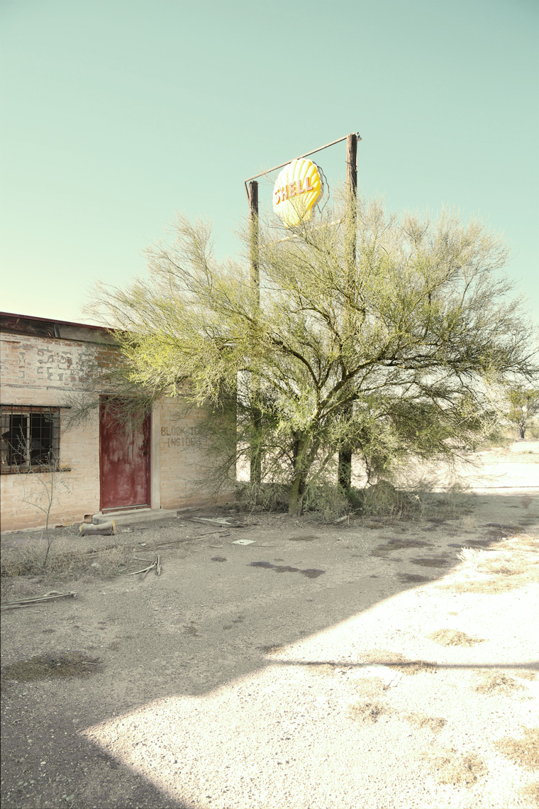 Old petrol gas station in Why Arizona